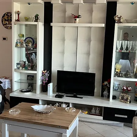 Whole Flat Near Lake *